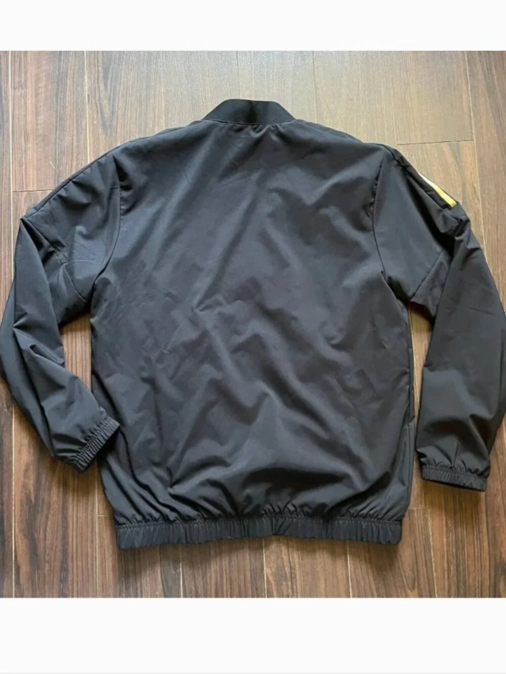 Adidas 3 Gold stripes windbreakers jacket M